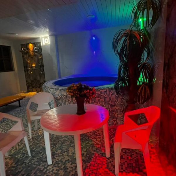 راهنمای کامل رزرو استخر خصوصی در سرعین برای خانواده‌ها